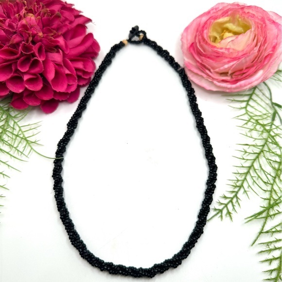 Vintage Jewelry - VINTAGE⚜️Black Spun Glass Beaded Necklace